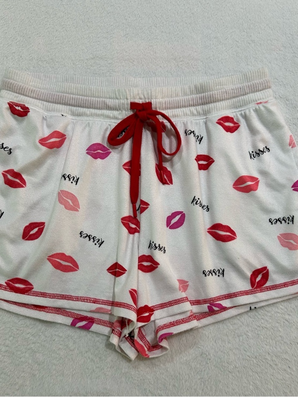Joyspun White Lip Print Lounge Shorts with Red Drawstring Sz Medium